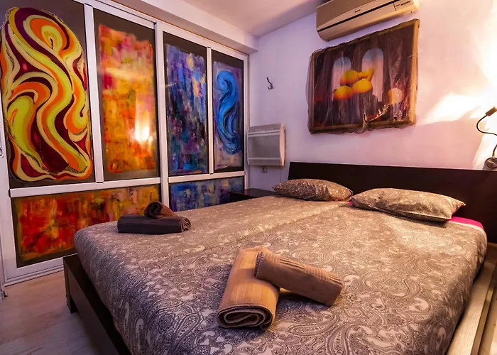 بيت ضيافة Art